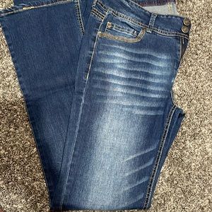Jeans brand new no tags size 9